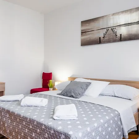 Apartment With A Parking Space - 22682 Vir